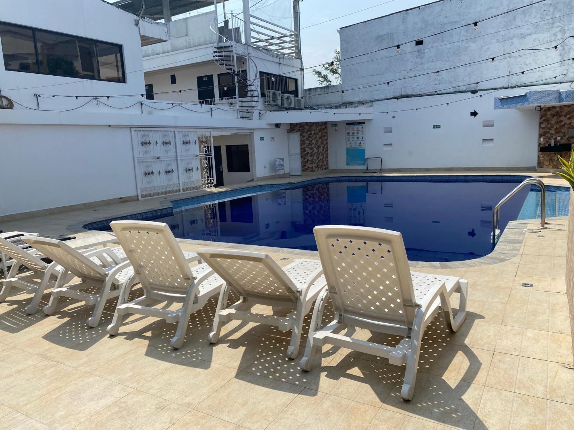 جيراردو Hotel Deluxe Oasis De La Colina المظهر الخارجي الصورة