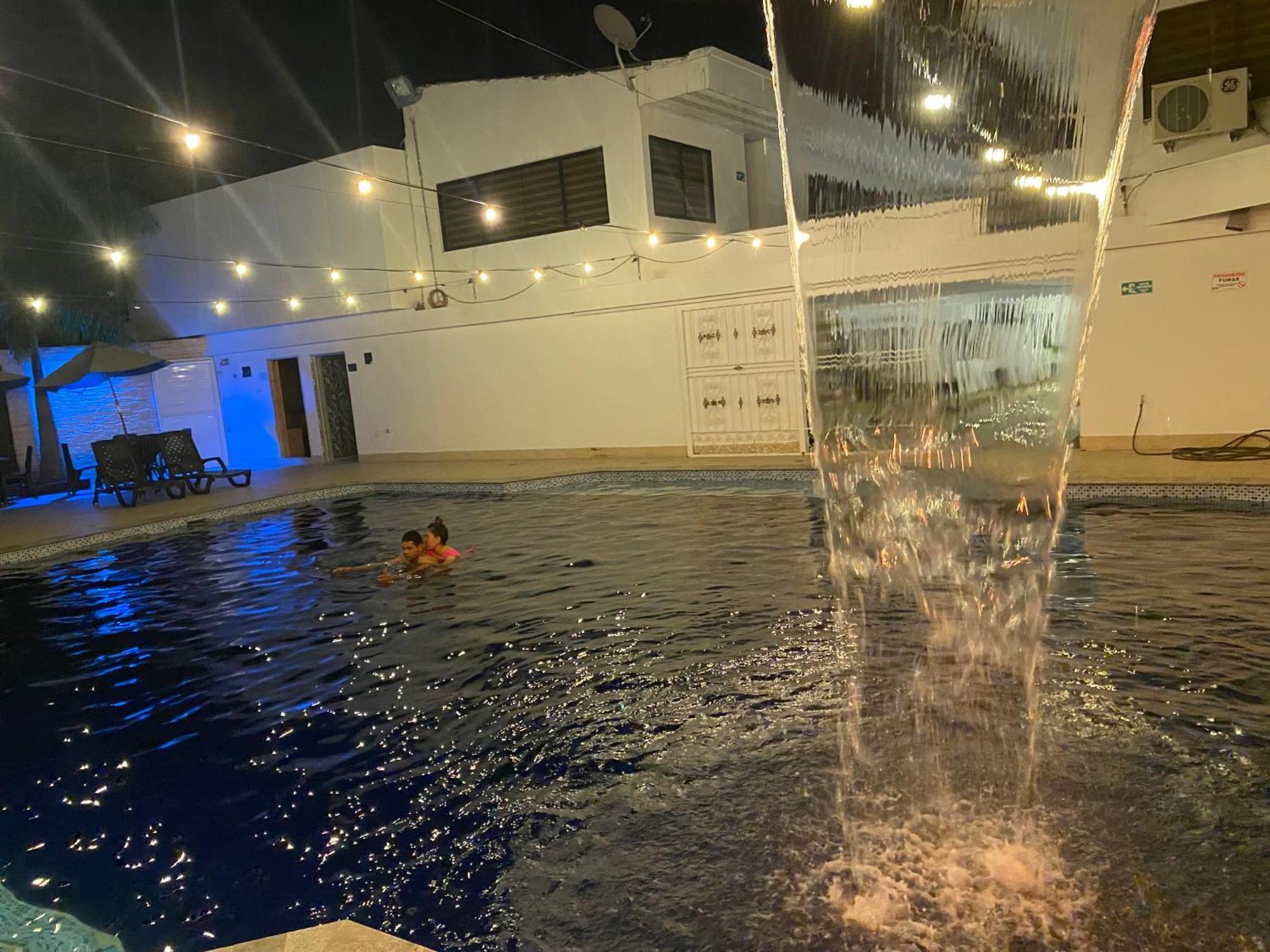 جيراردو Hotel Deluxe Oasis De La Colina المظهر الخارجي الصورة