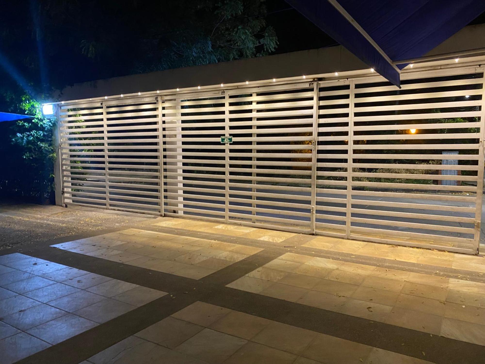 جيراردو Hotel Deluxe Oasis De La Colina المظهر الخارجي الصورة